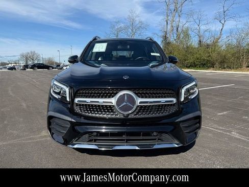 Certified 2021 Mercedes-Benz GLB 250 4MATIC image 2