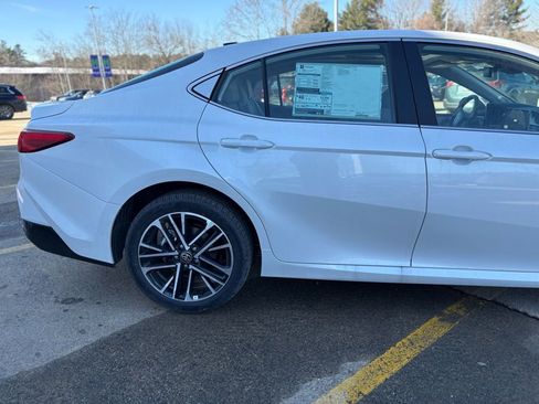 New 2026 Toyota Camry XLE image 8