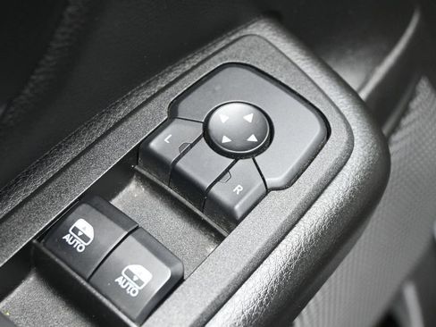 Used 2025 RAM 1500 Warlock AWD/4WD image 12