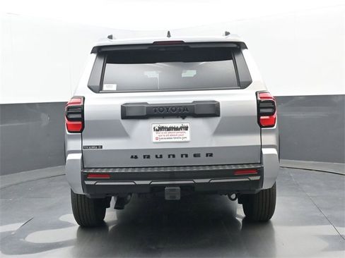 New 2025 Toyota 4Runner SR5 image 18
