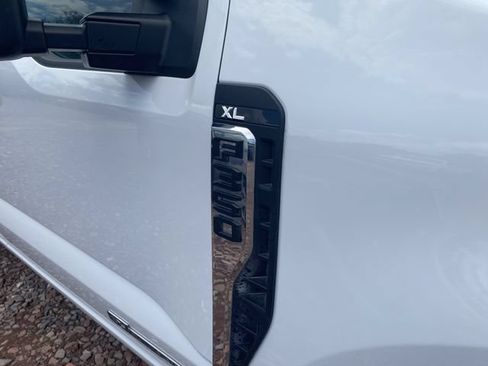 Used 2024 Ford F350 XL w/ XL Chrome Package AWD/4WD image 2