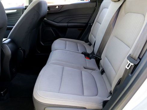 Used 2022 Ford Escape S image 23