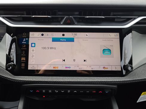 New 2026 Jeep Cherokee Laredo image 24