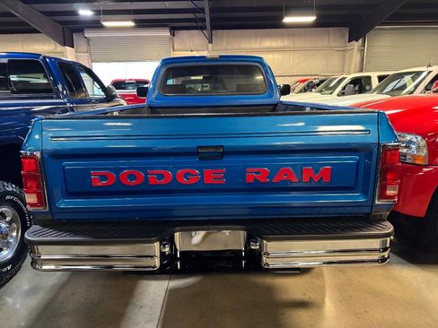 Used 1991 Dodge D/W Truck 250 image 32