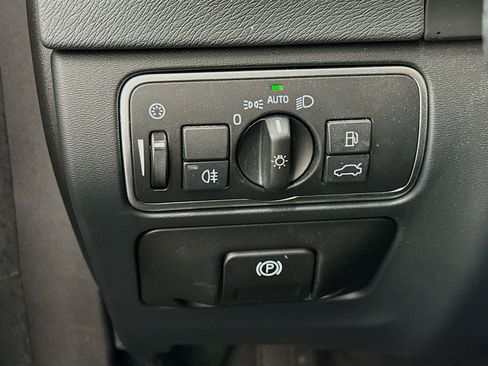 Used 2017 Volvo S60 T5 Inscription FWD image 17