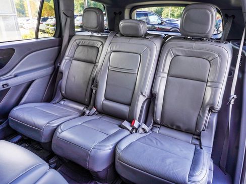 Used 2020 Lincoln Aviator Reserve w/ Equipment Group 201A image 31