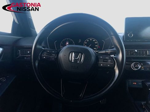 Used 2023 Honda Civic Sport image 27