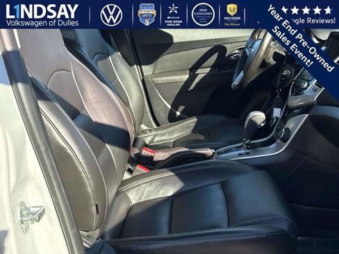 Used 2015 Chevrolet Cruze LT image 11