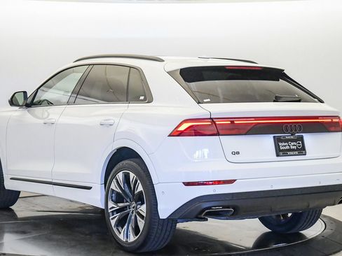 Used 2024 Audi Q8 Premium w/ Black Optic Package AWD/4WD image 2