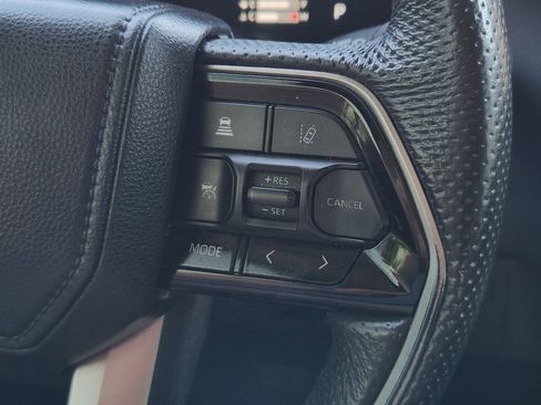 Used 2024 Toyota Tundra Limited image 32