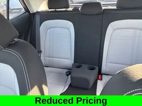 Used 2024 Hyundai Venue SEL image 29