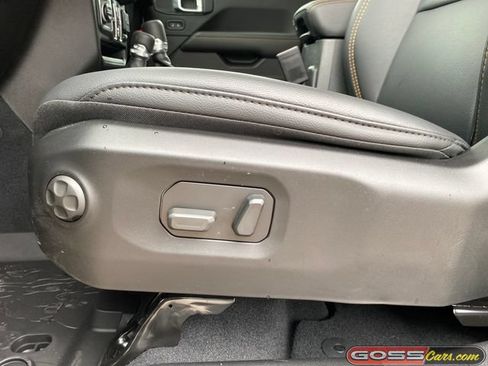 New 2026 Jeep Wrangler Unlimited Sahara AWD/4WD image 27