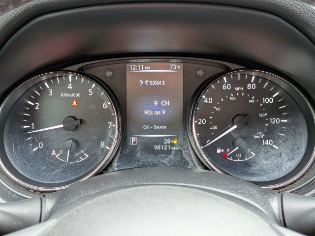 Used 2017 Nissan Rogue SL w/ SL Premium Package FWD image 29