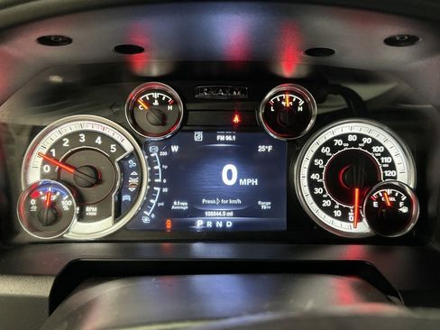 Used 2017 RAM 3500 Big Horn image 33