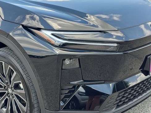 New 2026 Toyota C-HR AWD/4WD image 26