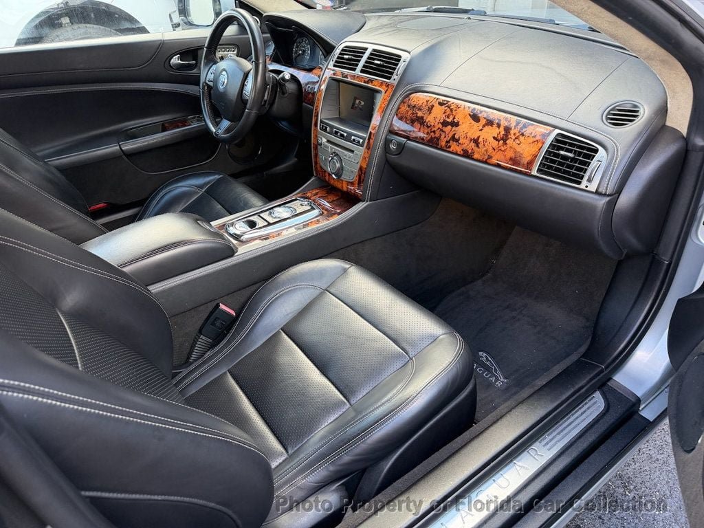 Used 2011 Jaguar XKR R RWD image 11