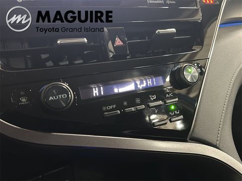 Used 2024 Toyota Camry XSE image 13