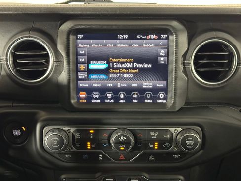 Used 2022 Jeep Wrangler Unlimited Sahara w/ Cold Weather Group image 14