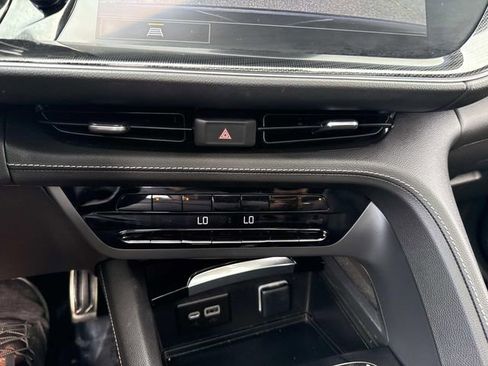 Used 2023 Buick Envision Essence w/ Sport Touring Package image 28