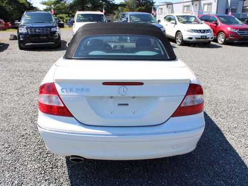Used 2009 Mercedes-Benz CLK 350 Cabriolet image 16