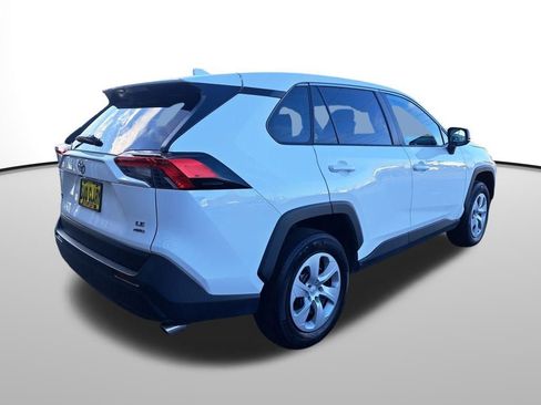Used 2025 Toyota RAV4 LE image 6