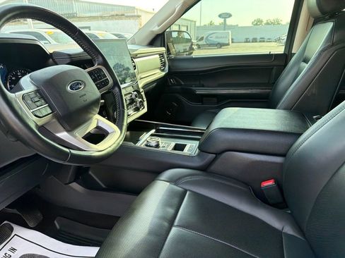 Used 2022 Ford Expedition XLT RWD image 14