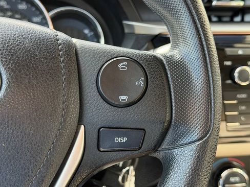 Used 2016 Toyota Corolla LE FWD image 18