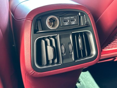 Used 2022 Maserati Levante Modena image 26