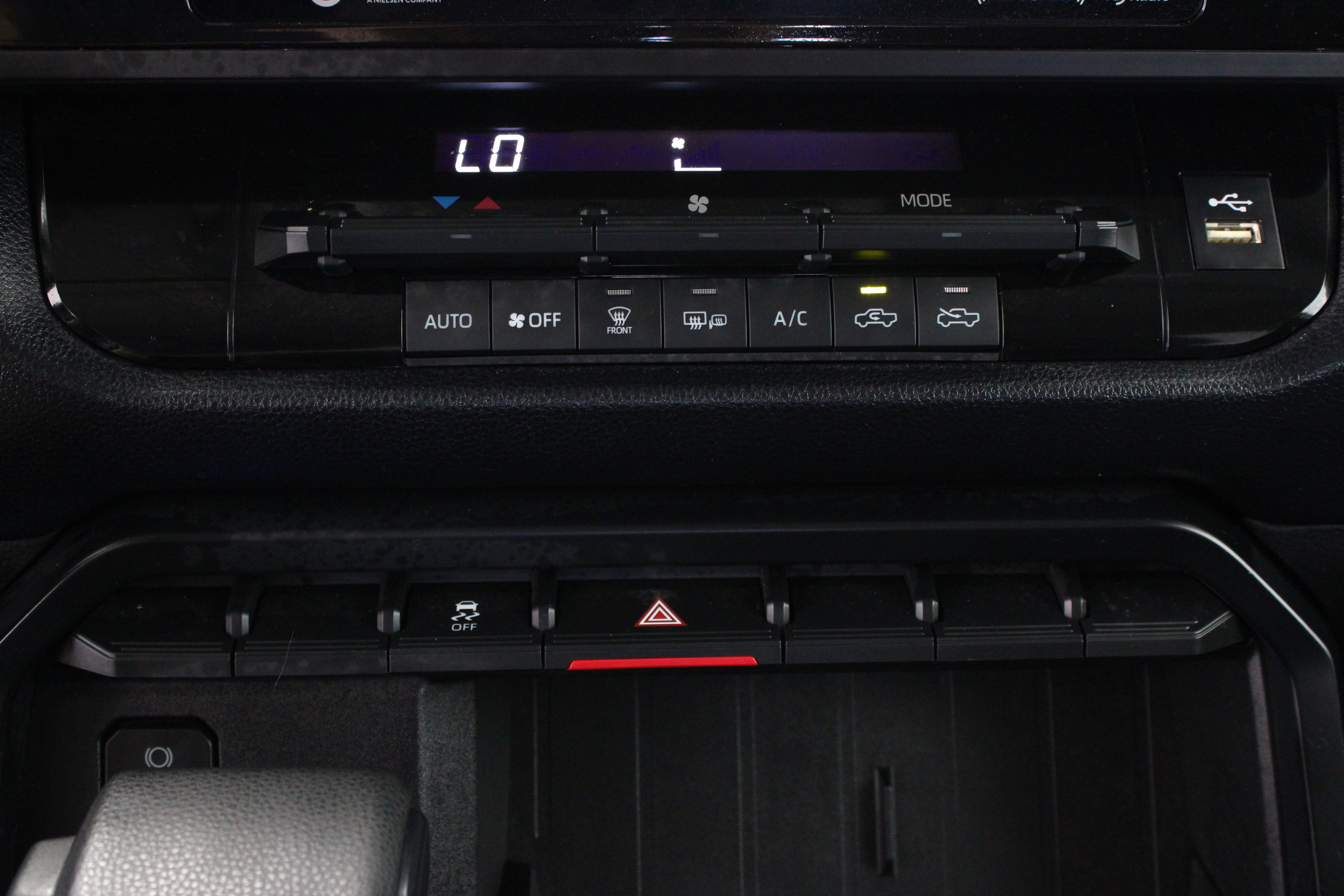 Used 2024 Toyota Tundra SR w/ SR Tow Package AWD/4WD image 20