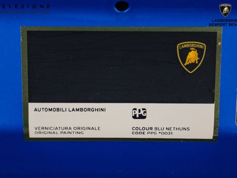 Used 2024 Lamborghini Huracan EVO image 34