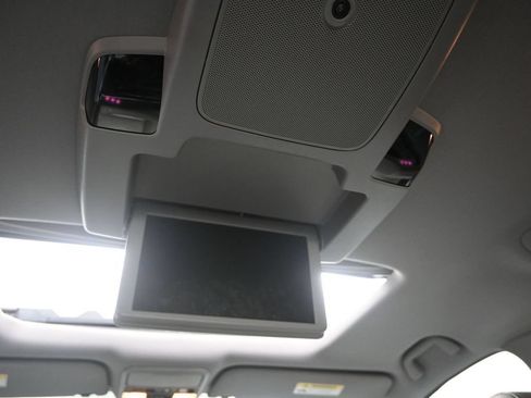 Used 2023 Honda Odyssey Touring image 21