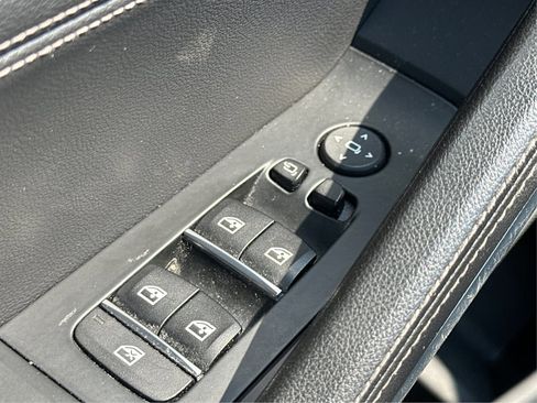 Used 2021 BMW X6 xDrive40i w/ Premium Enhanced Package image 34