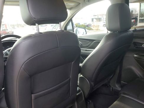 Used 2019 Buick Encore Preferred image 25