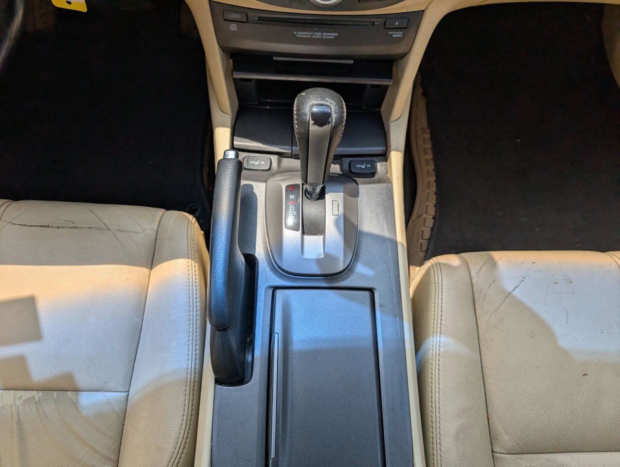 Used 2010 Honda Crosstour EX-L image 32