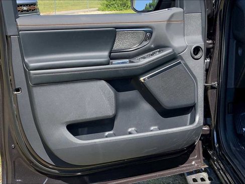 Used 2025 Ford Expedition Tremor image 10