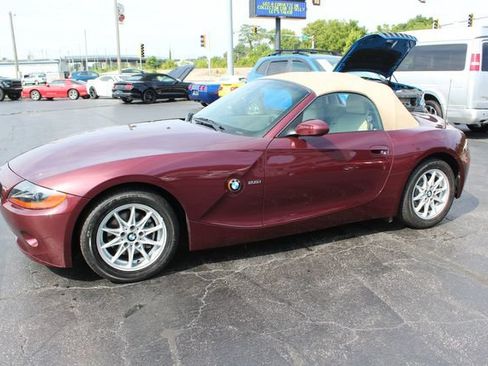 Used 2004 BMW Z4 2.5i RWD image 8