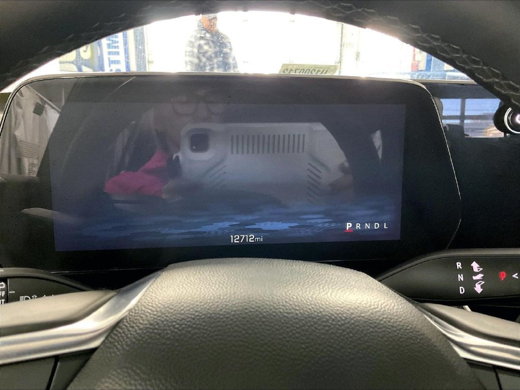 Used 2026 Chevrolet Equinox LT AWD/4WD image 24
