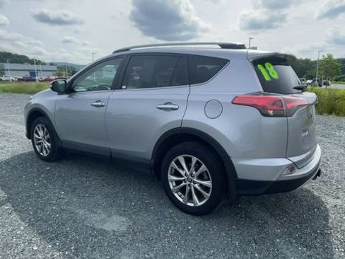 Used 2018 Toyota RAV4 Limited w/ Advanced Technology Package AWD/4WD image 2
