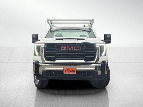 New 2026 GMC Sierra 2500 Pro RWD image 2