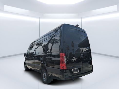 New 2025 Mercedes-Benz Sprinter 2500 image 5