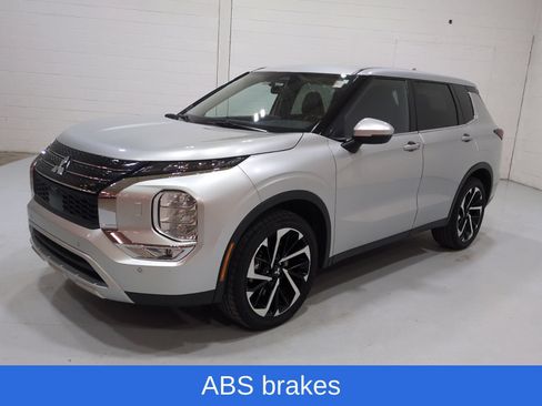 Used 2024 Mitsubishi Outlander SE AWD/4WD image 7