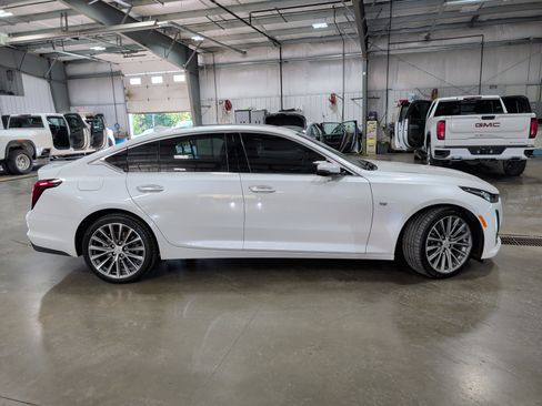 Used 2021 Cadillac CT5 Premium Luxury image 2