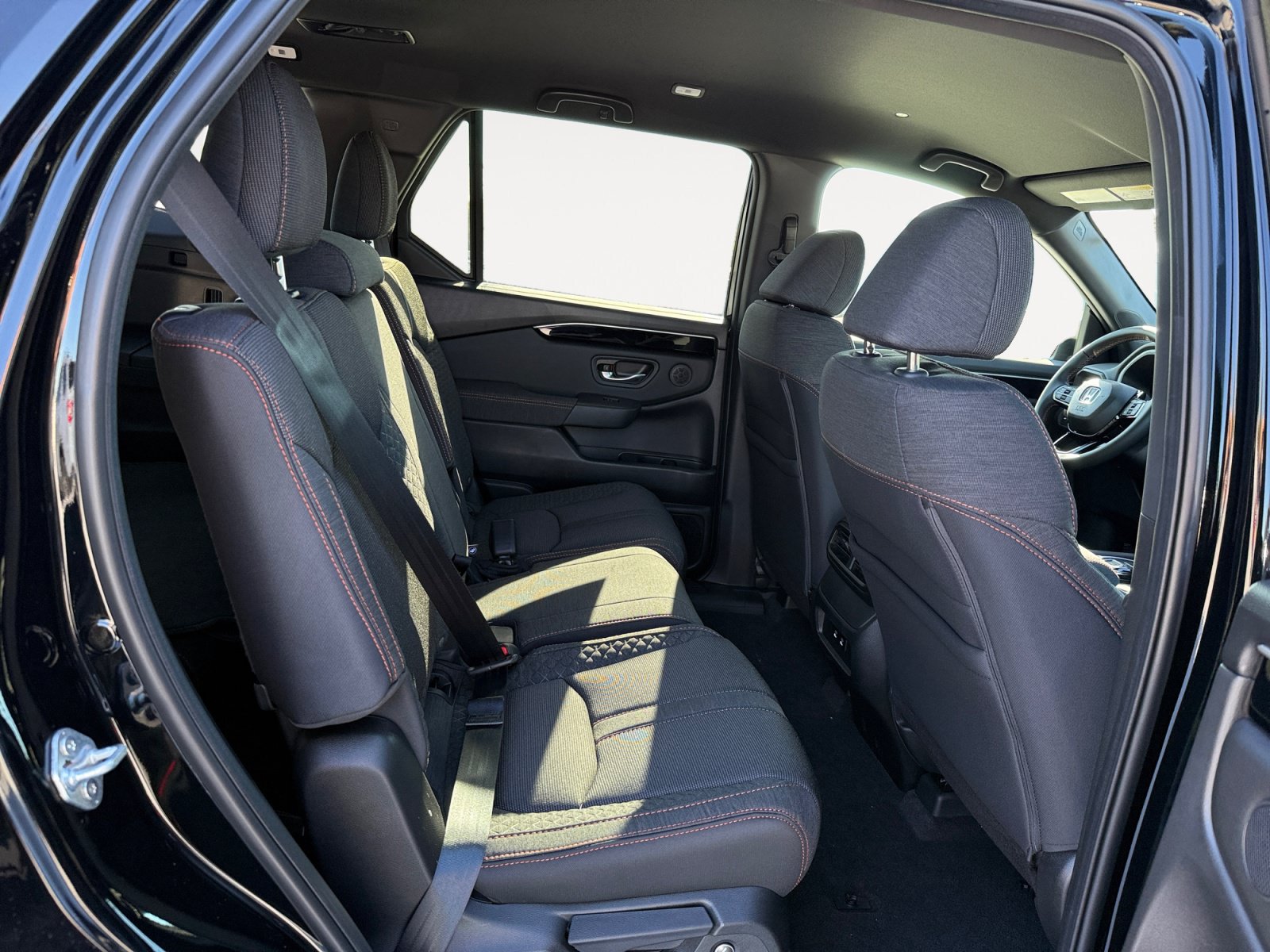 New 2026 Honda Pilot Sport image 18