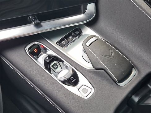 Used 2025 Chevrolet Corvette Z06 RWD image 25