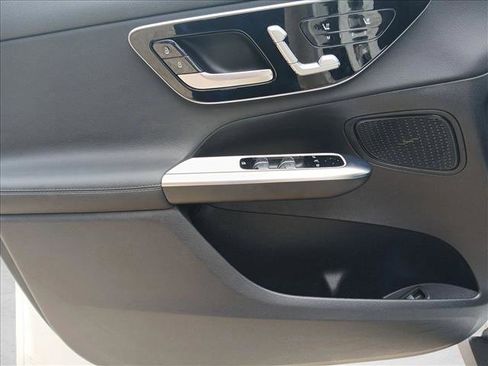 Certified 2026 Mercedes-Benz GLC 300 image 23