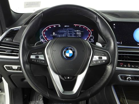 Certified 2023 BMW X5 xDrive45e w/ Climate Comfort Package image 27