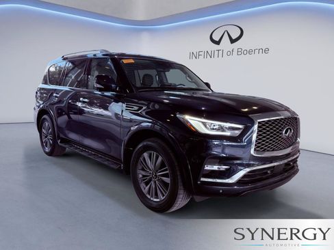 Used 2024 INFINITI QX80 Luxe RWD image 3