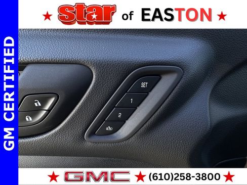 Certified 2022 GMC Acadia SLT w/ Technology Package image 17