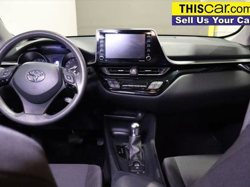 Used 2021 Toyota C-HR LE image 17