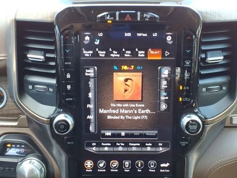 Used 2019 RAM 1500 Limited RWD image 14